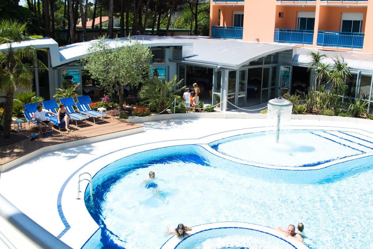 Grand Hotel Esplanada Bibione Exterior photo