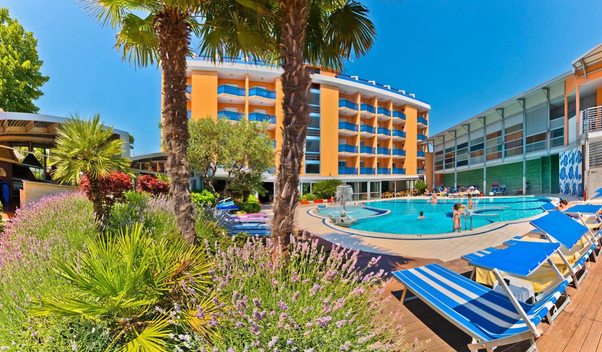 Grand Hotel Esplanada Bibione Exterior photo